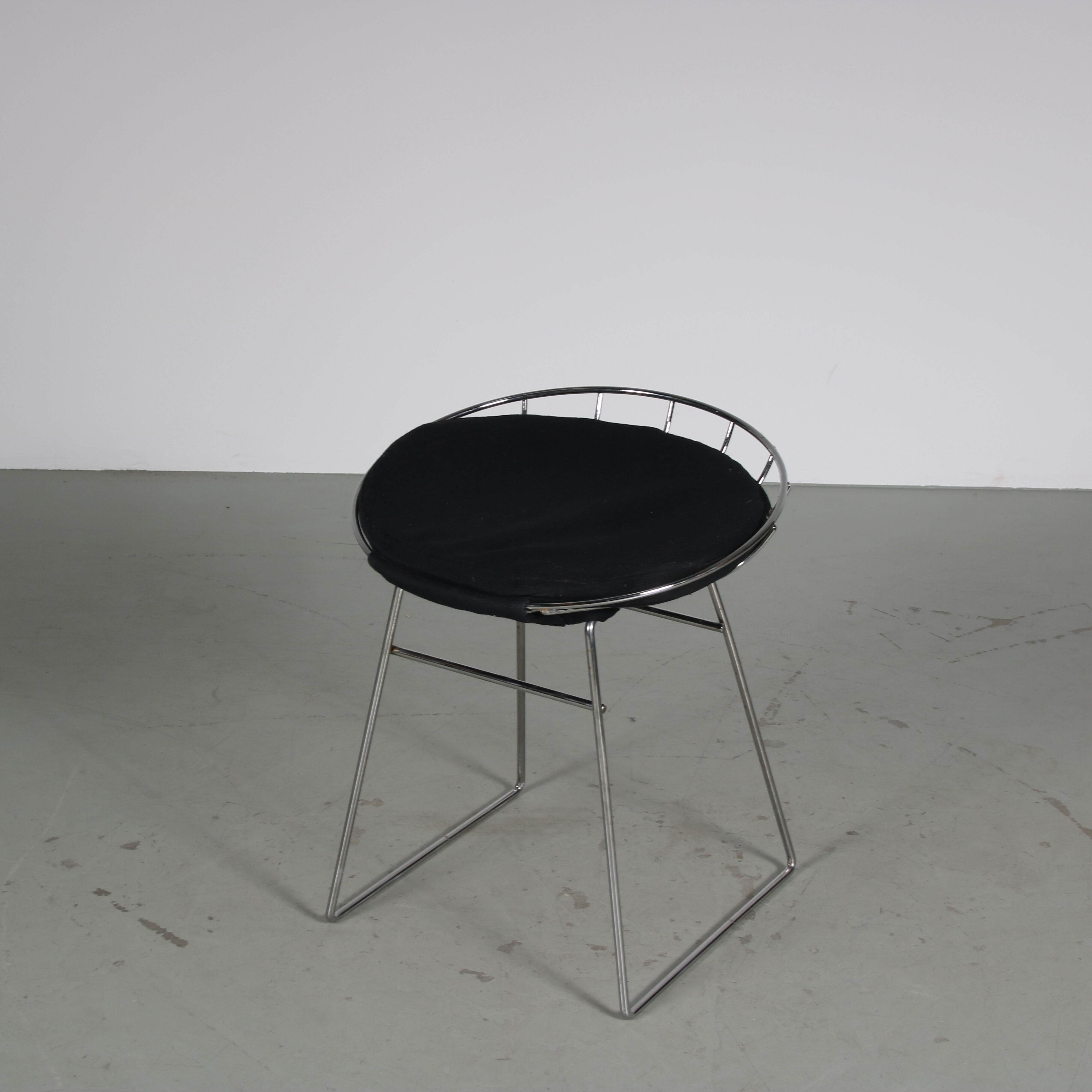 1960s Wire metal stools by Tomado from the Netherlands