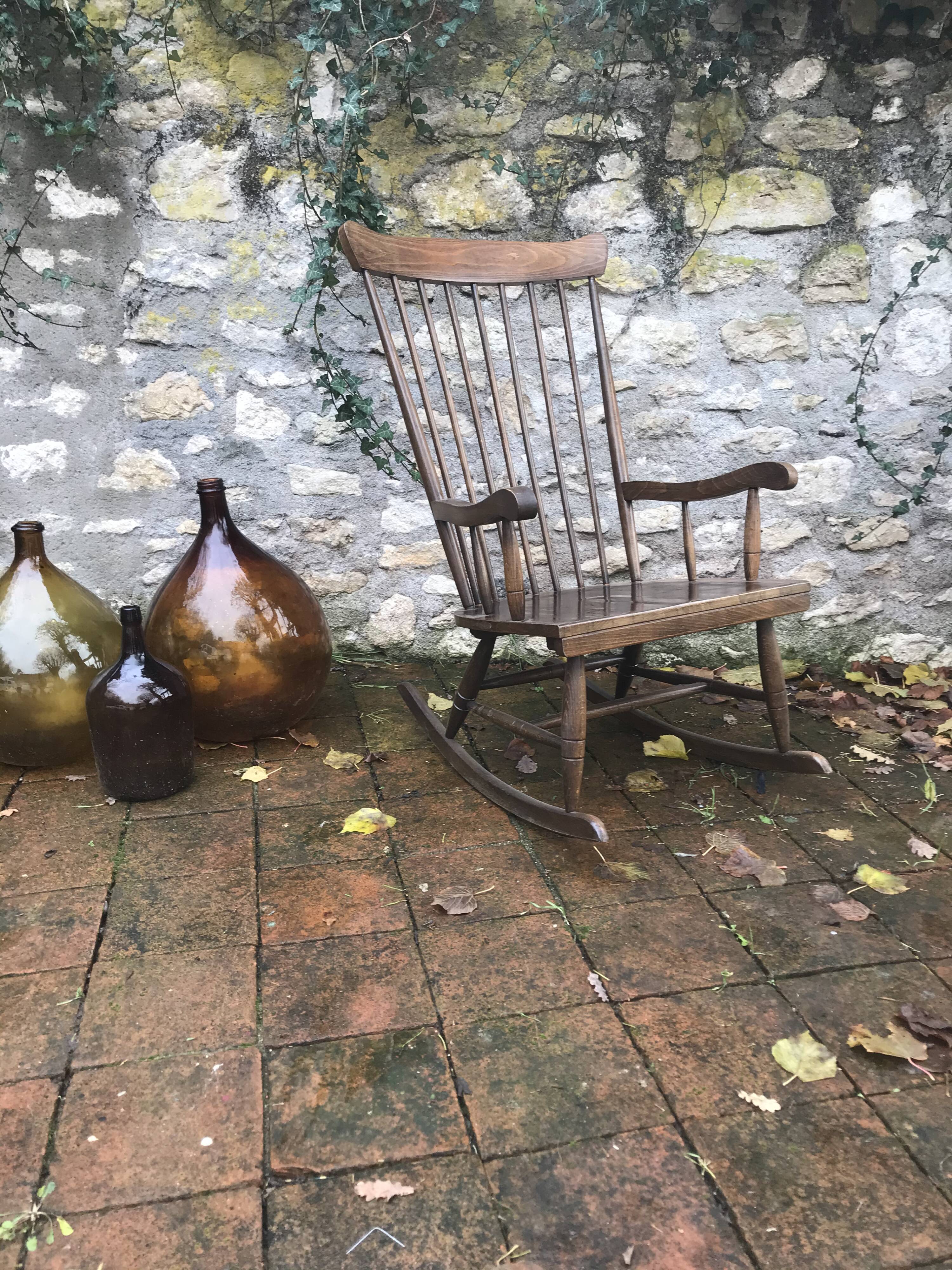 Rocking -vintage flesh