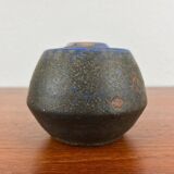 Brutalist studio pottery vase by Lu and Gerd Grove, mid-century, 1962.