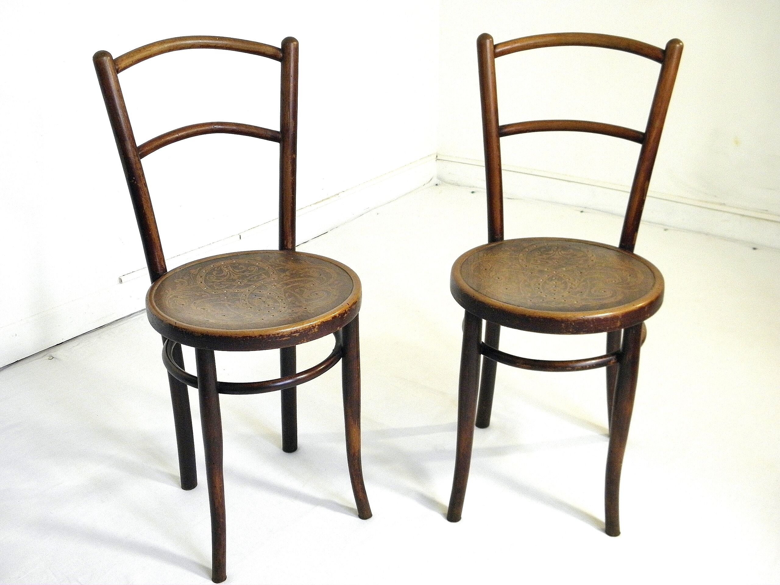 Pair of chairs Bistro Kohn, Austria 1900.