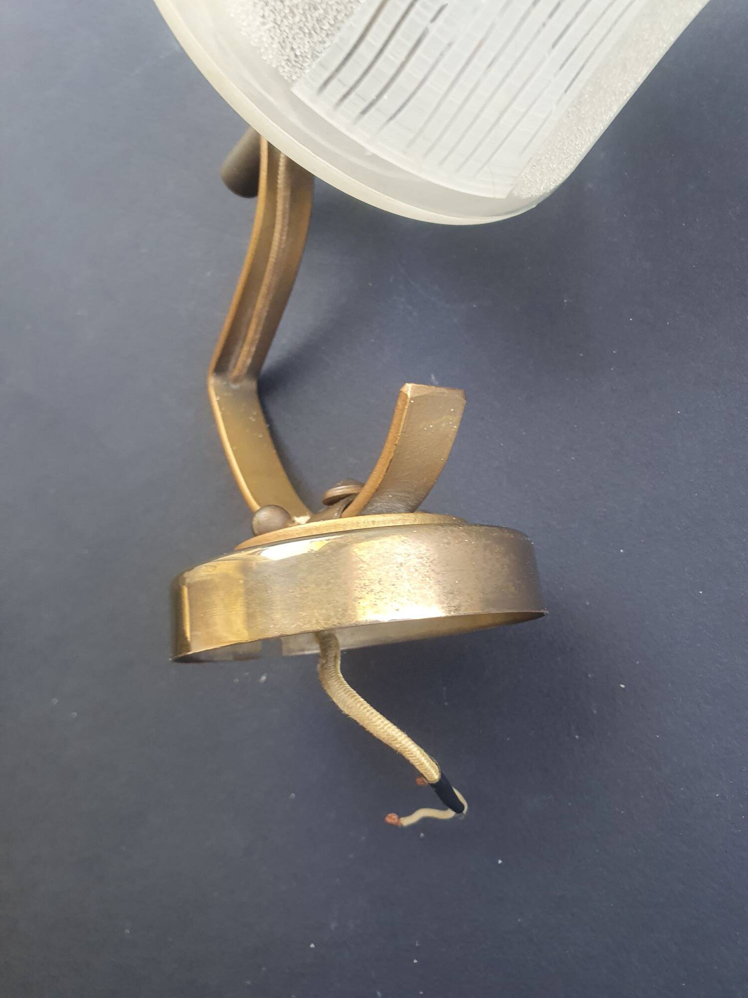 Paire d'appliques murales dorées vintage France