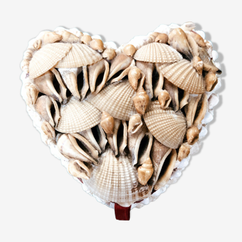 Heart shell jewelry box