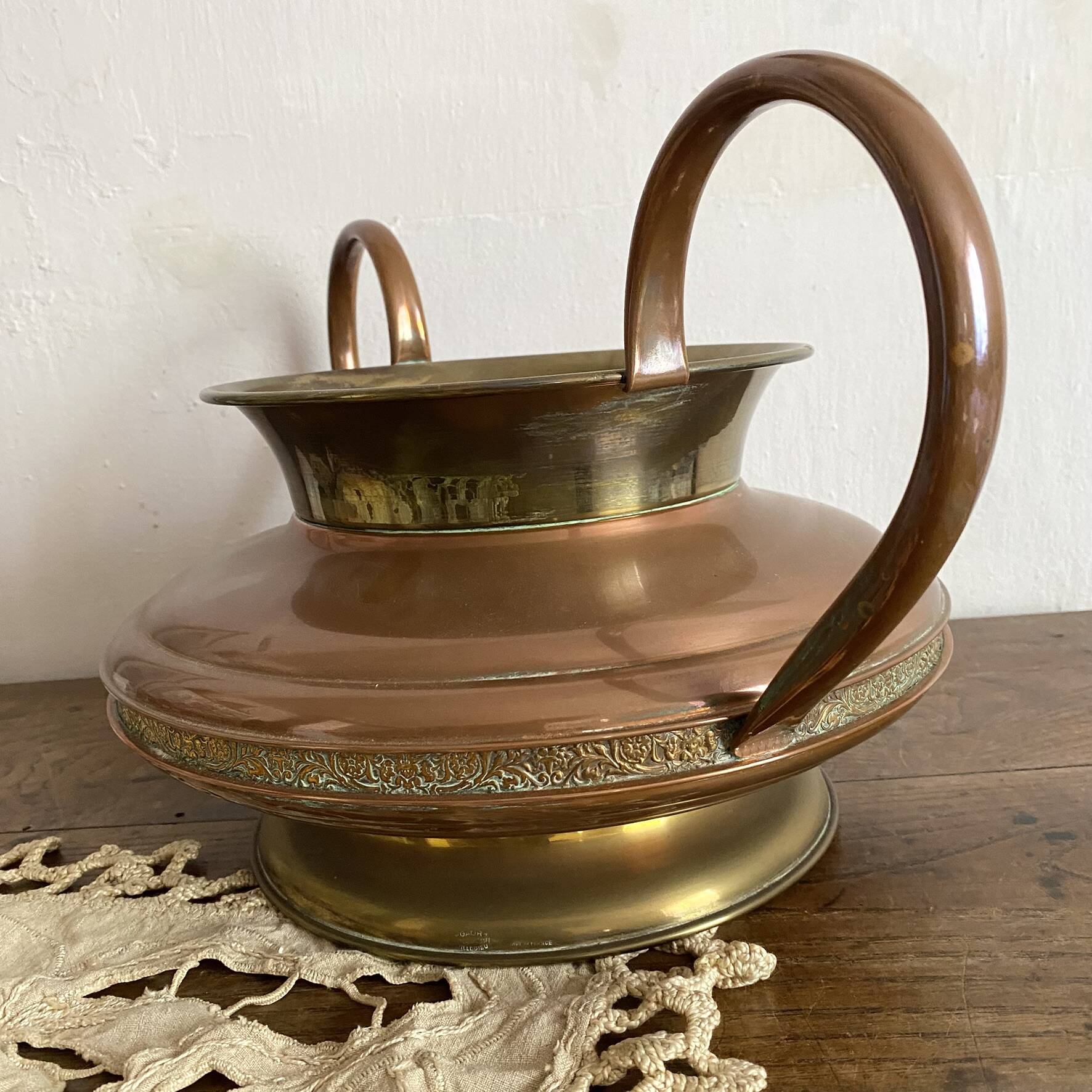 Large amphora or vintage planter in copper and brass