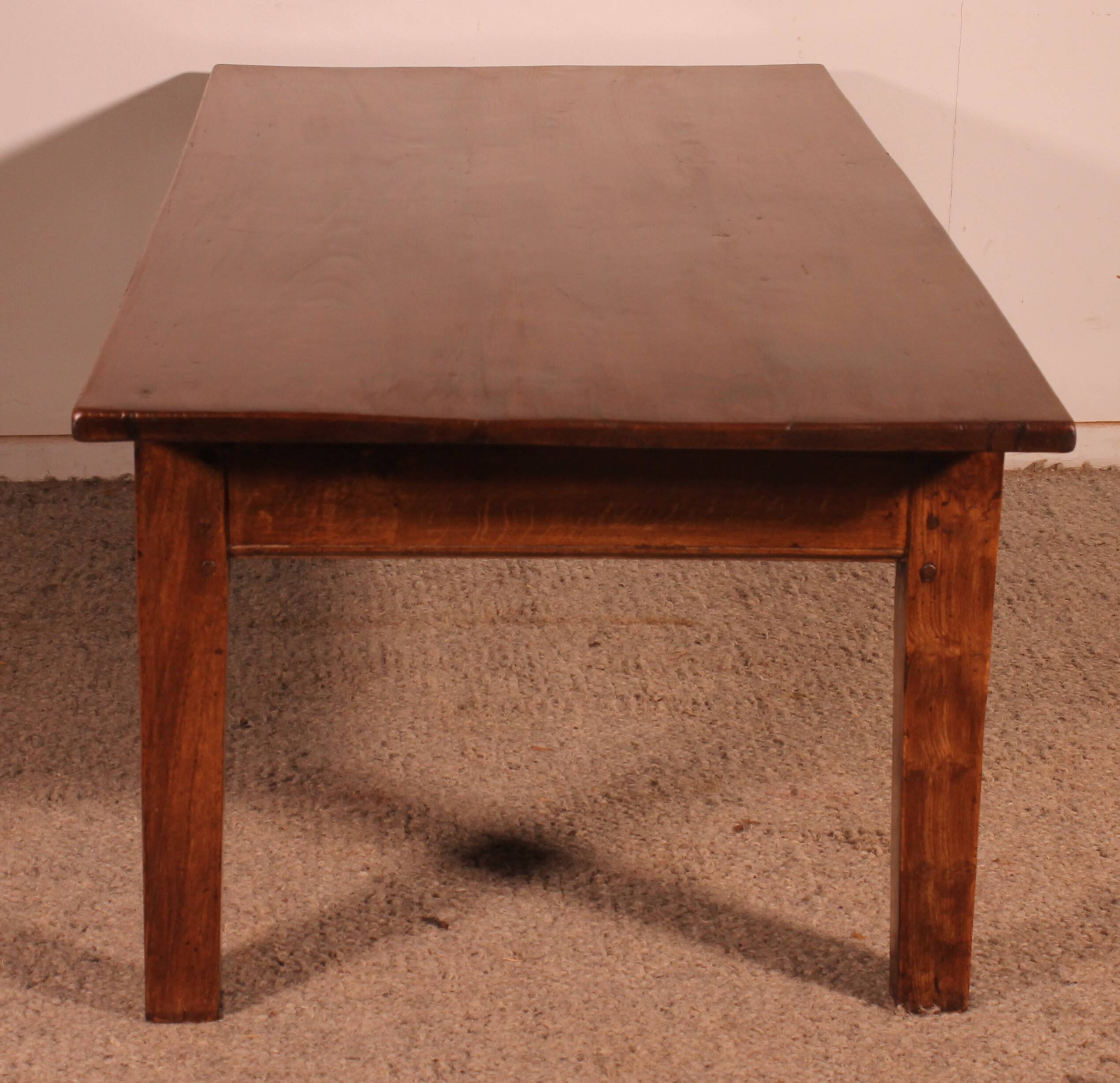 French coffee table in chestnut - 19th century