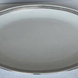 Plat ovale en porcelaine blanche