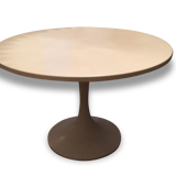 Table ronde pied tulipe