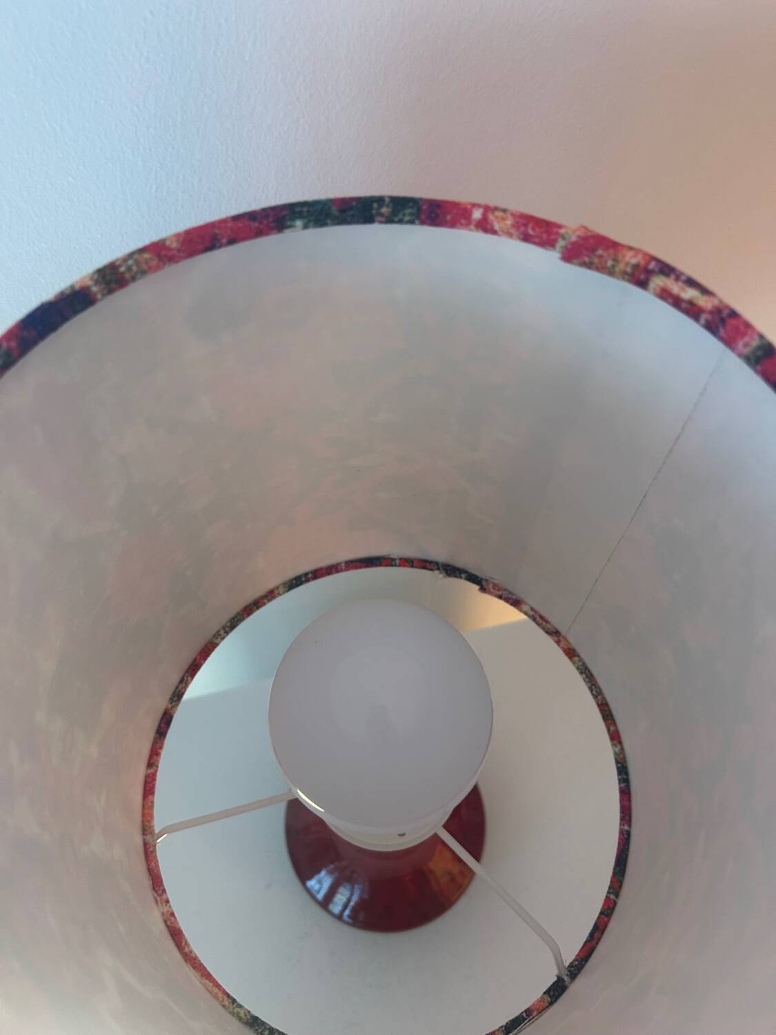 Recycled accent lamp – West German ceramic | wireless | unique piece