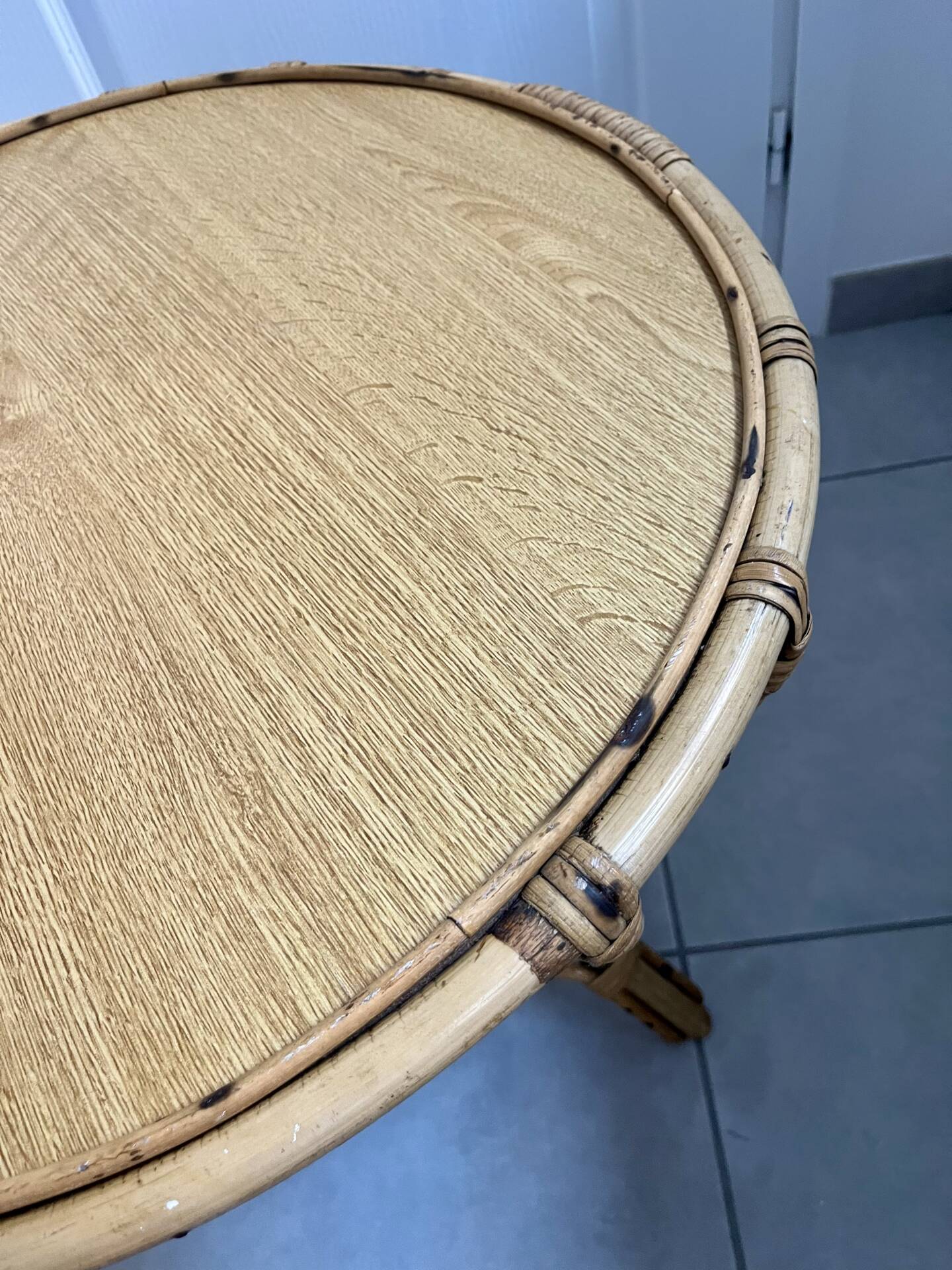 Table basse ronde rotin années 60