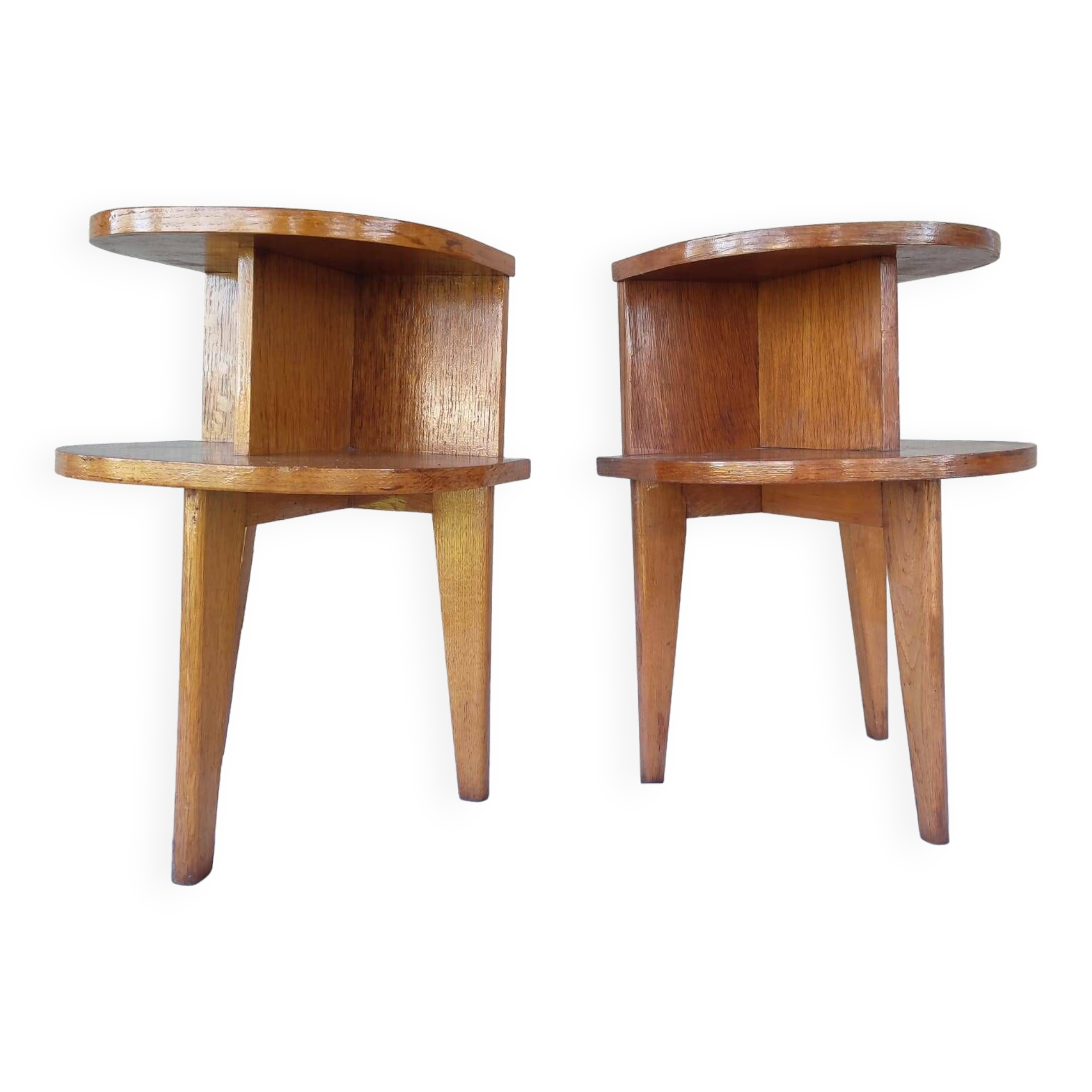 Paire de tables de chevet tripode 1950