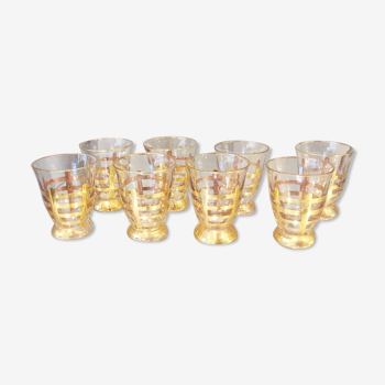 Suite de 8 verres a goutte ou a shot en verre avec dorure