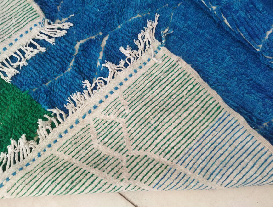 Moroccan berber carpet 298x180cm