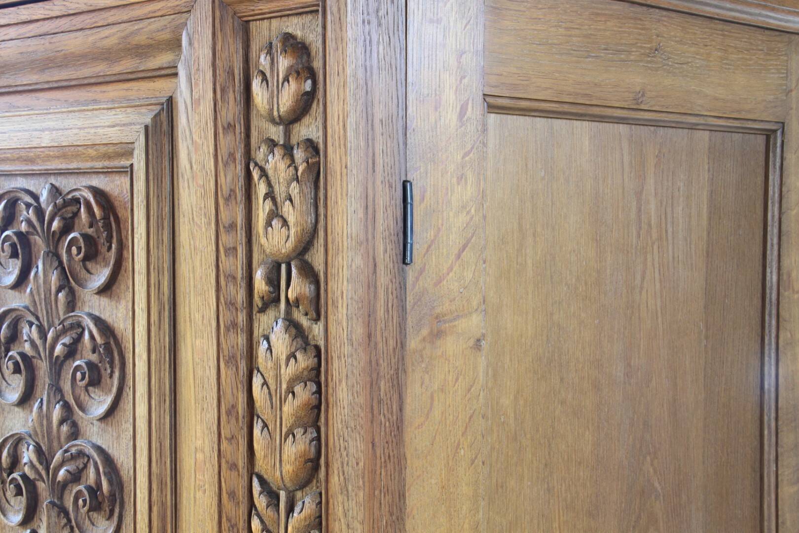 Vintage 1930s Solid Oak Danish Brutalist / Formhouse Cabinet