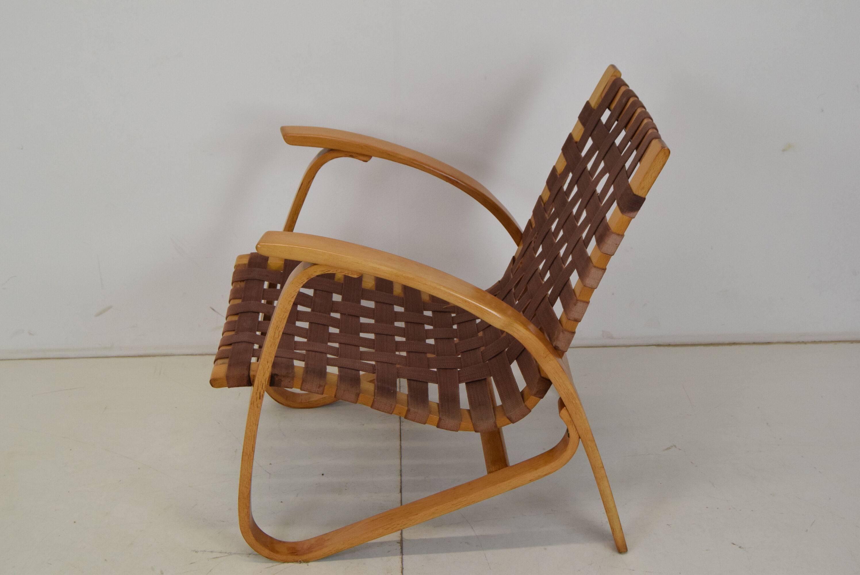 Bent Beechwood Armchair,Design Jan Vaněk,1930's.