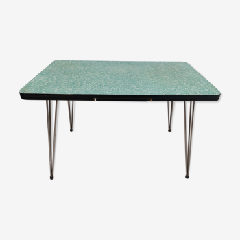 Extendable eiffel green formica table