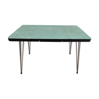 Table formica vert pieds eiffel extensible