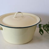 Enamelled metal marmite, pale yellow, vintage