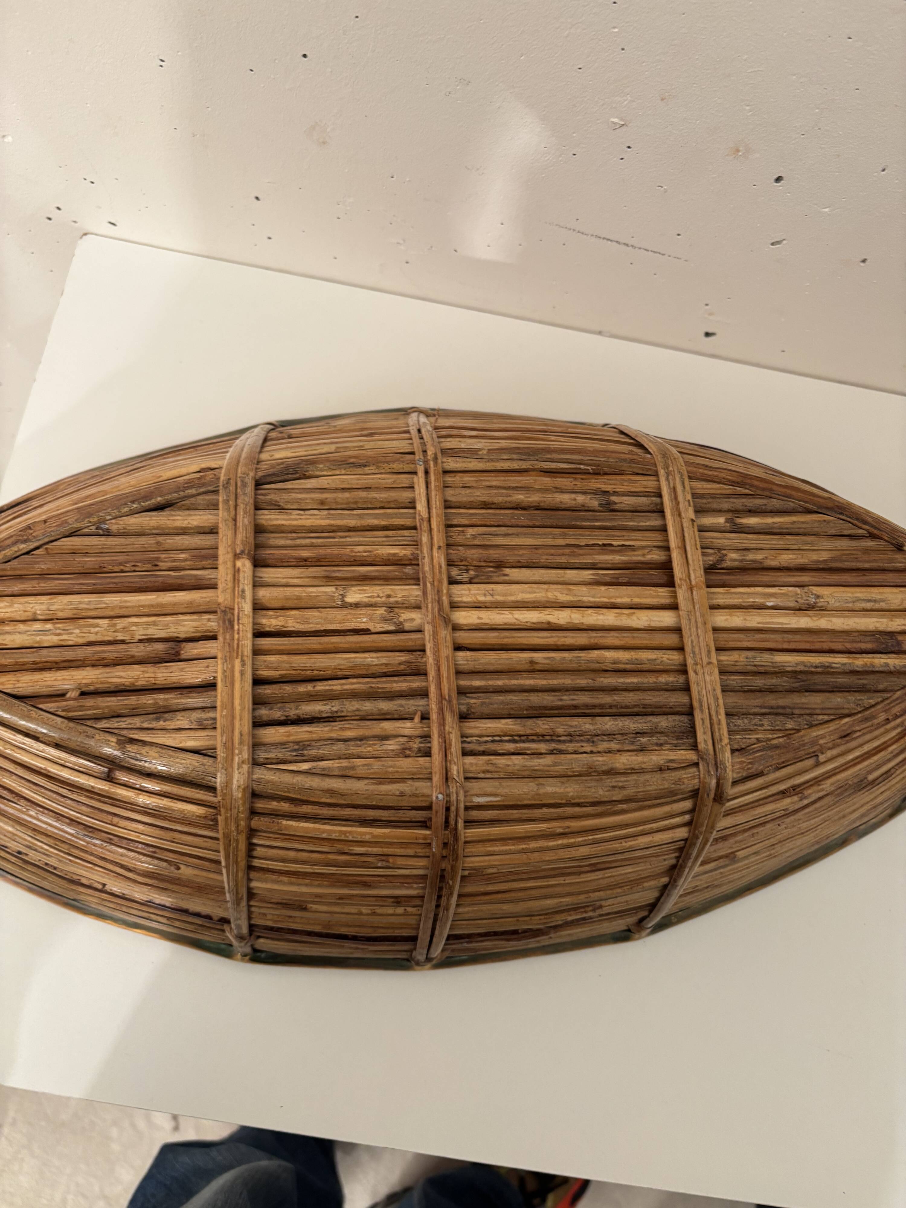 Corbeille « bateau » bambou et laiton 1970