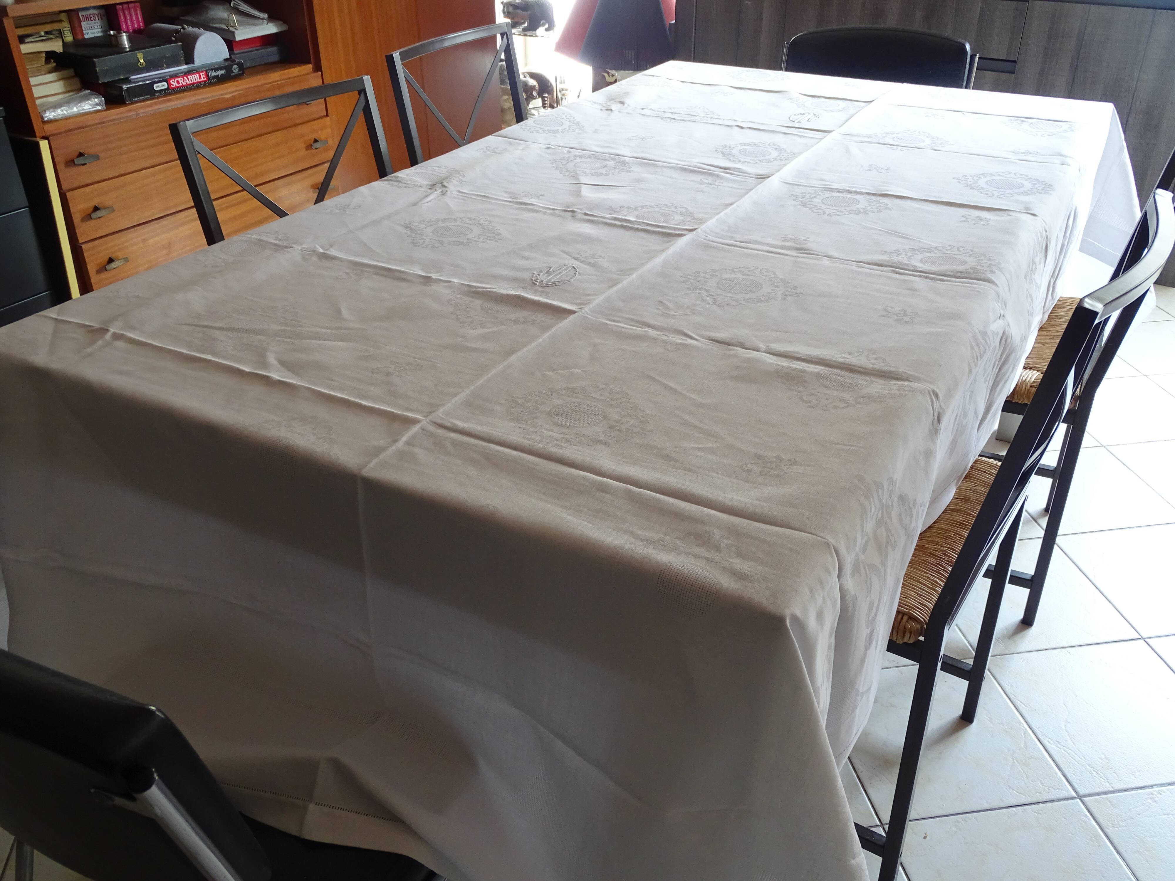 Art Deco damassed tablecloth and monogram 270 x 155