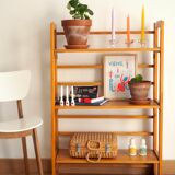 Folding shelf