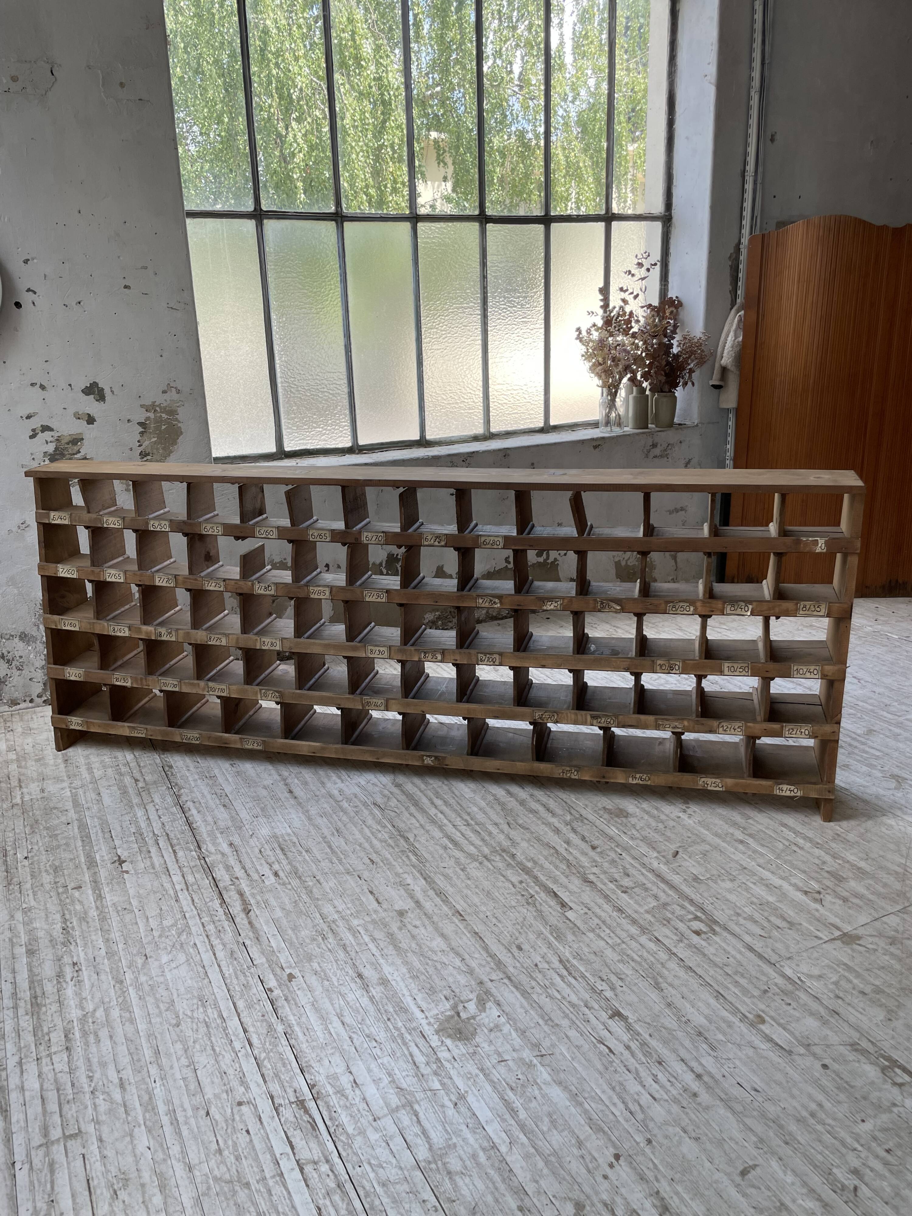 Meuble de métier pin à cases XL 250cm