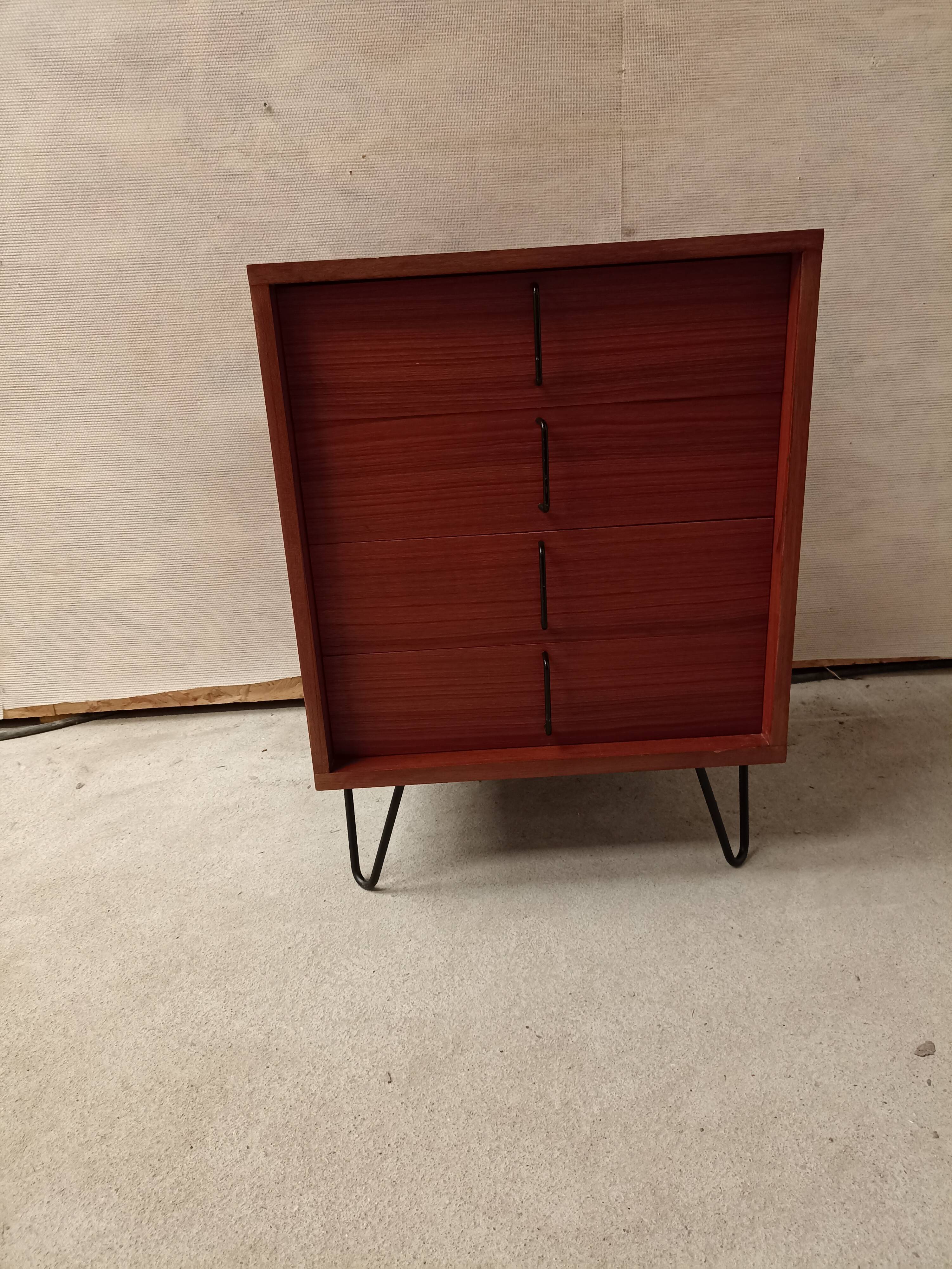 Scandinavian box drawers