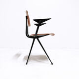 Chair bridge Result of Friso Kramer for Ahrend of Cirkel