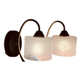 Paire d'appliques murales col de cygne en laiton et tulipe en verre blanc