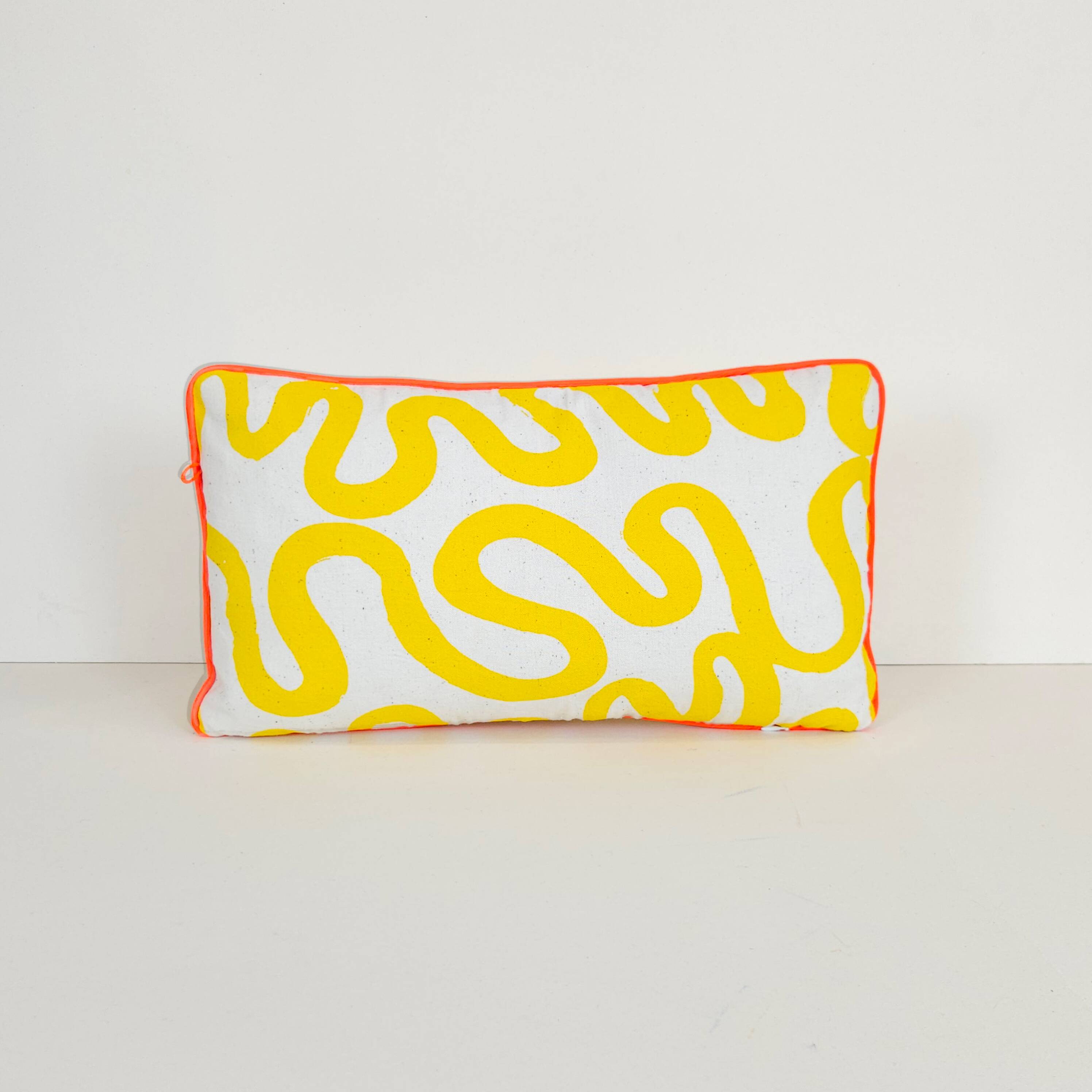 Coussin sérigraphié à la main