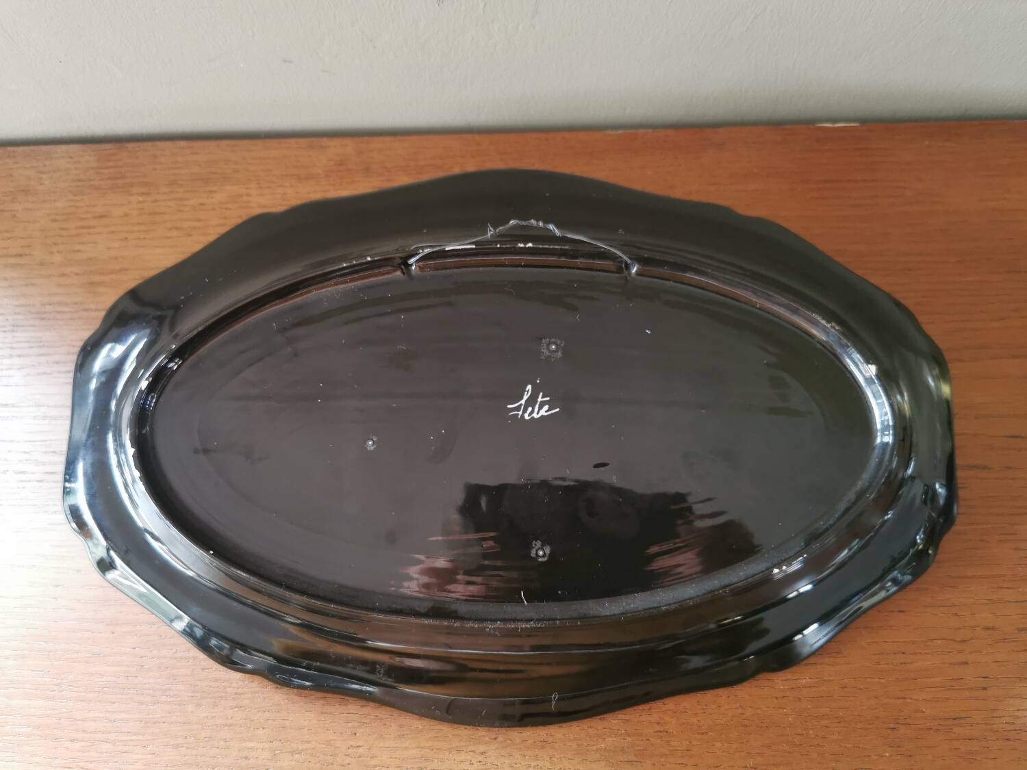 Vintage barbotine dish with fish decoration in relief