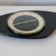 Horloge triangulaire formica noir