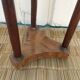Pedestal table worsens
