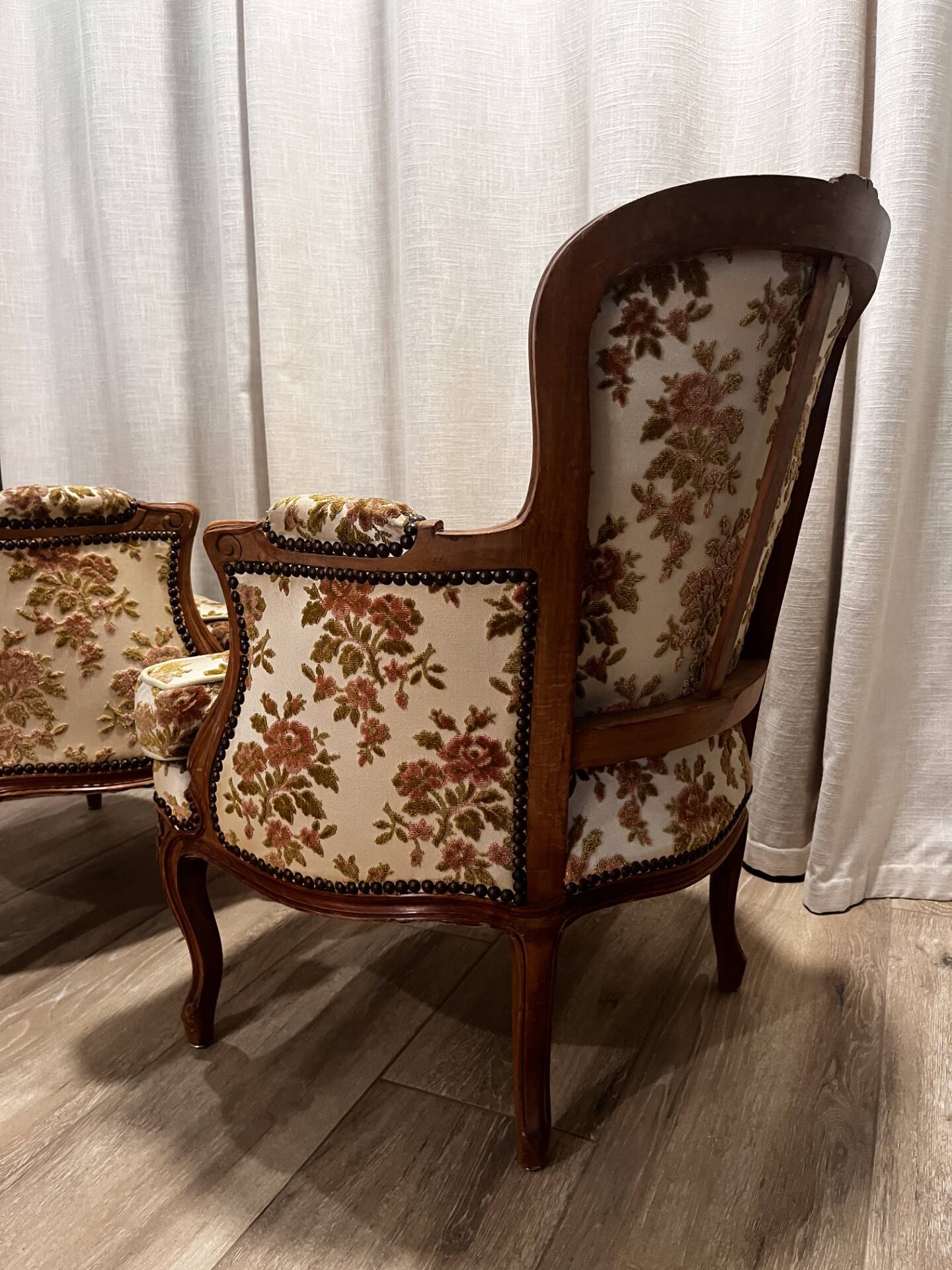 Pair of shepherdesses