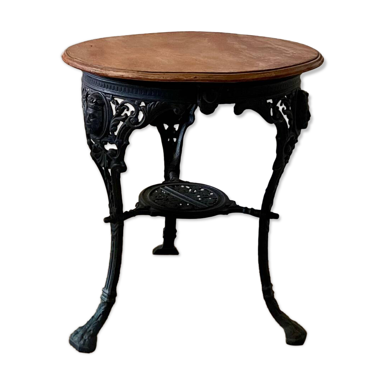 English pub table circa 1901