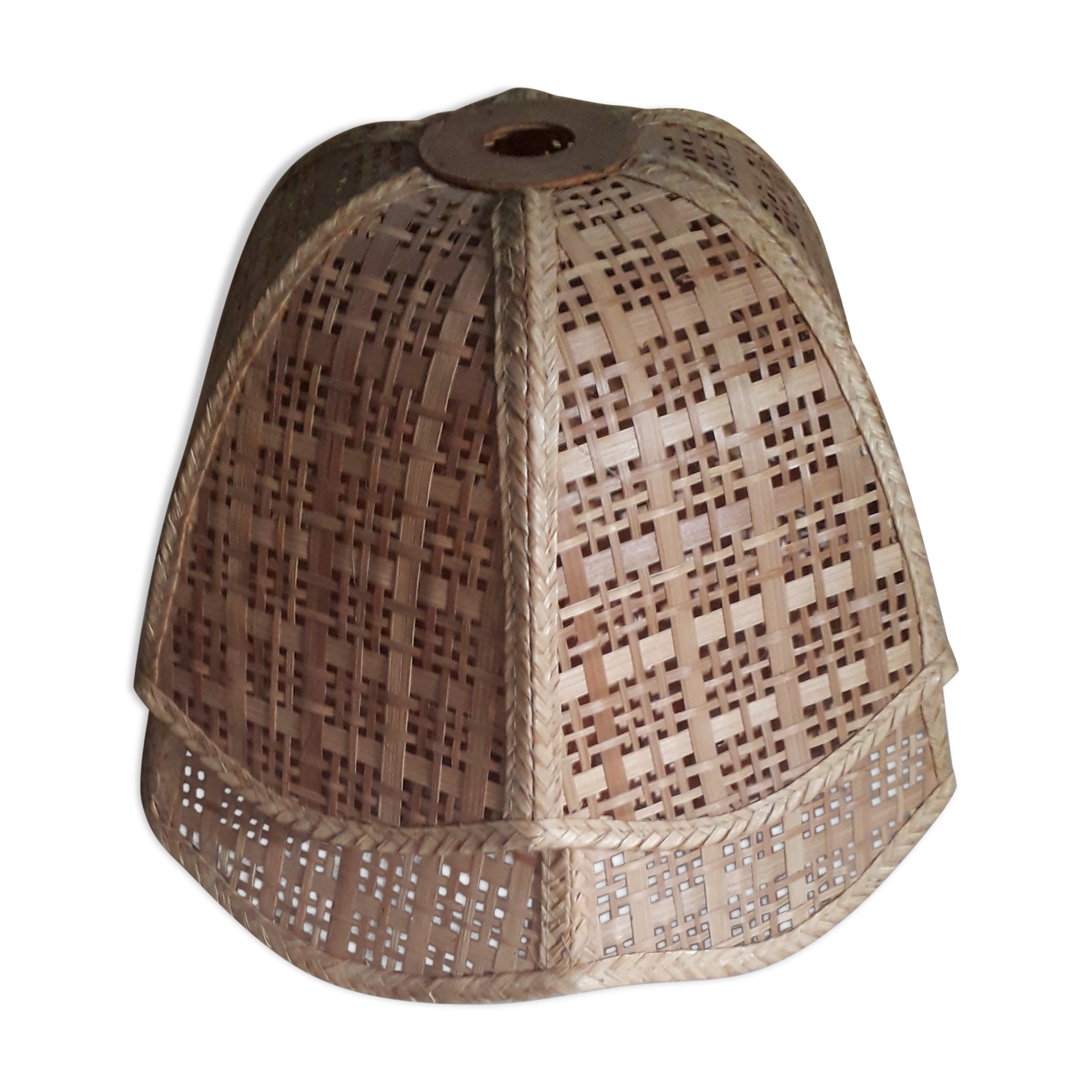 Rattan lampshade
