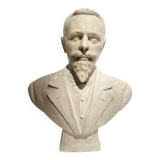 Epreuve en platre sculpté " Buste d'un notable " XX siècle