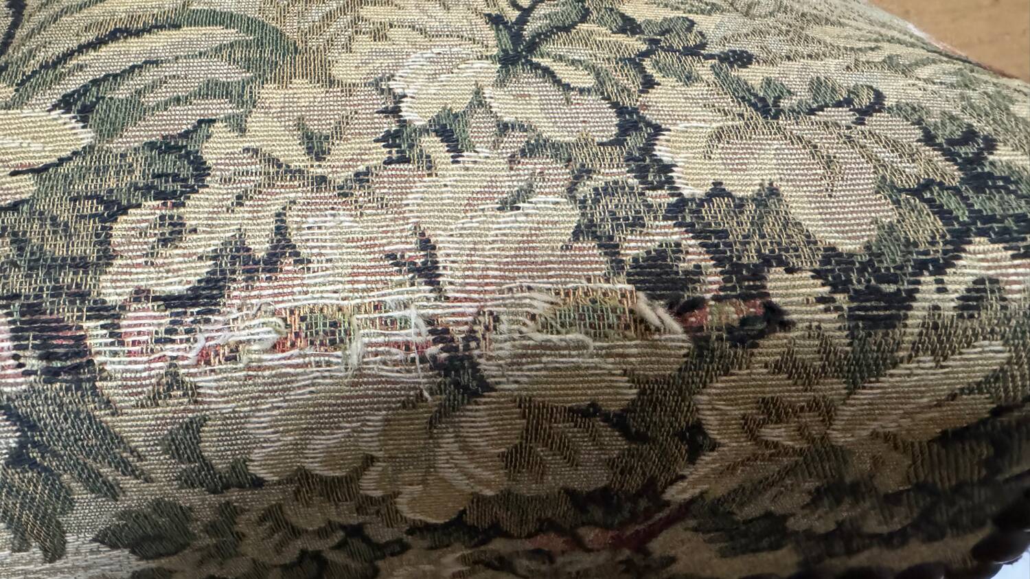 Set of 4 stylish LXIII vintage chairs