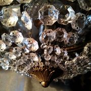Lustre doré à Pampilles en cristal, plafonnier montgolfière XXème
