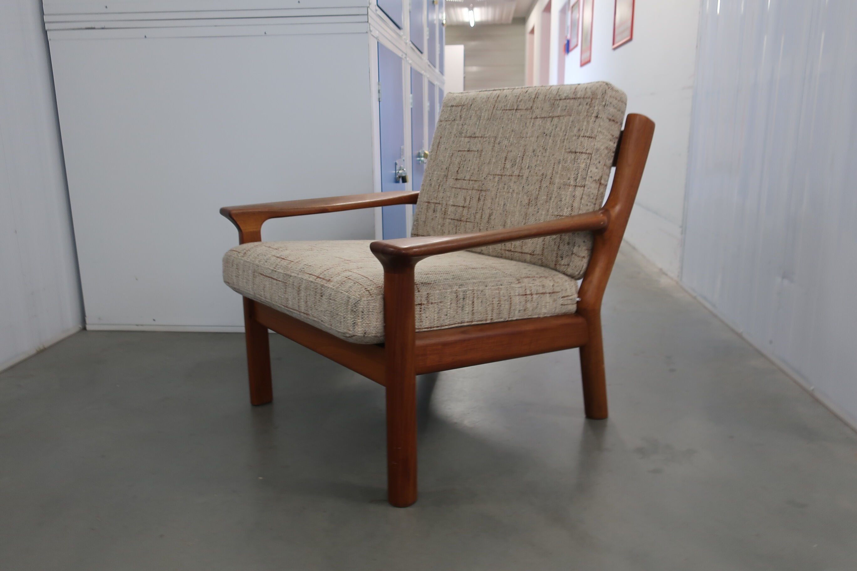 Pair of danish armchairs from the 60s in teak
