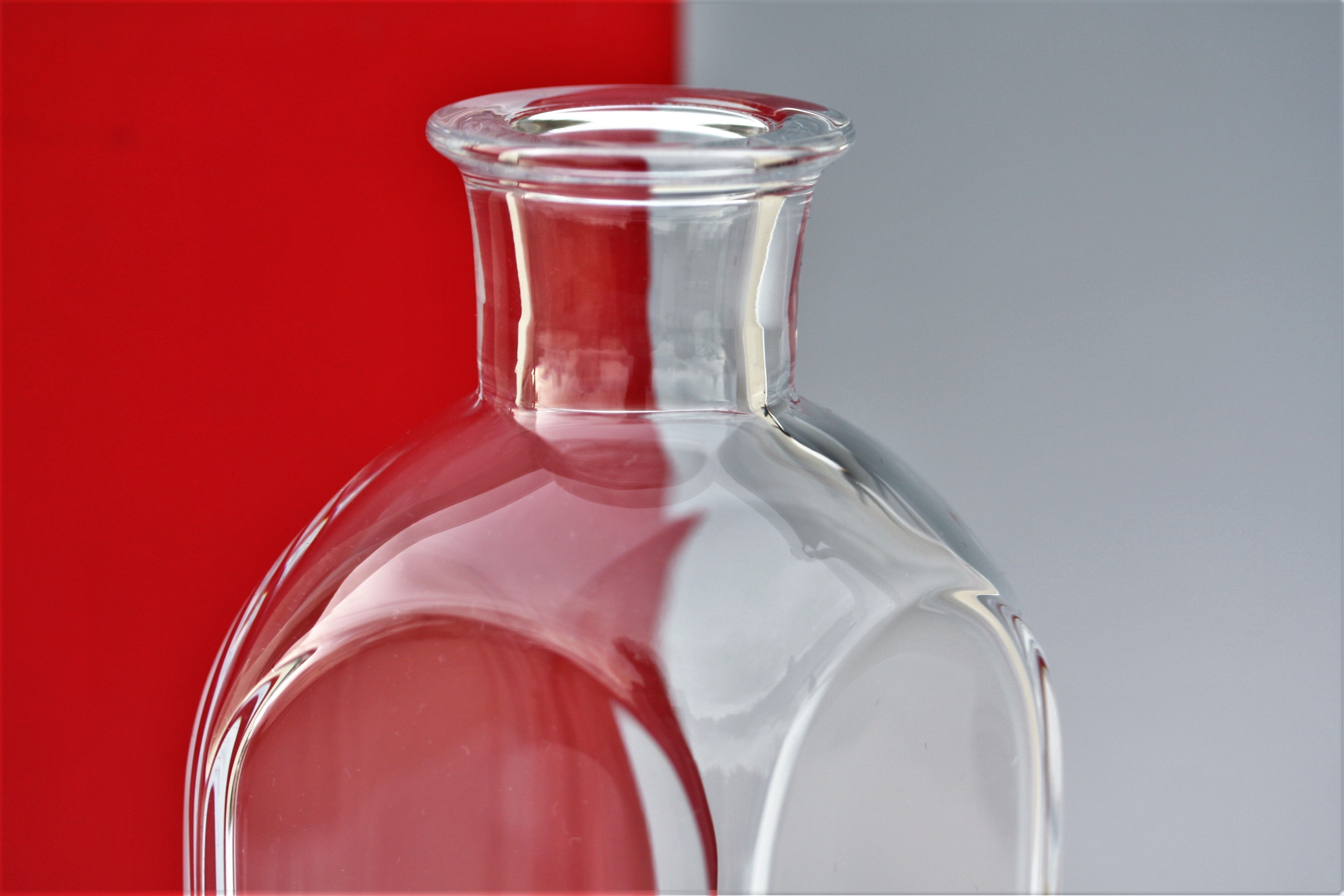 Baccarat whisky decanter model Vologne
