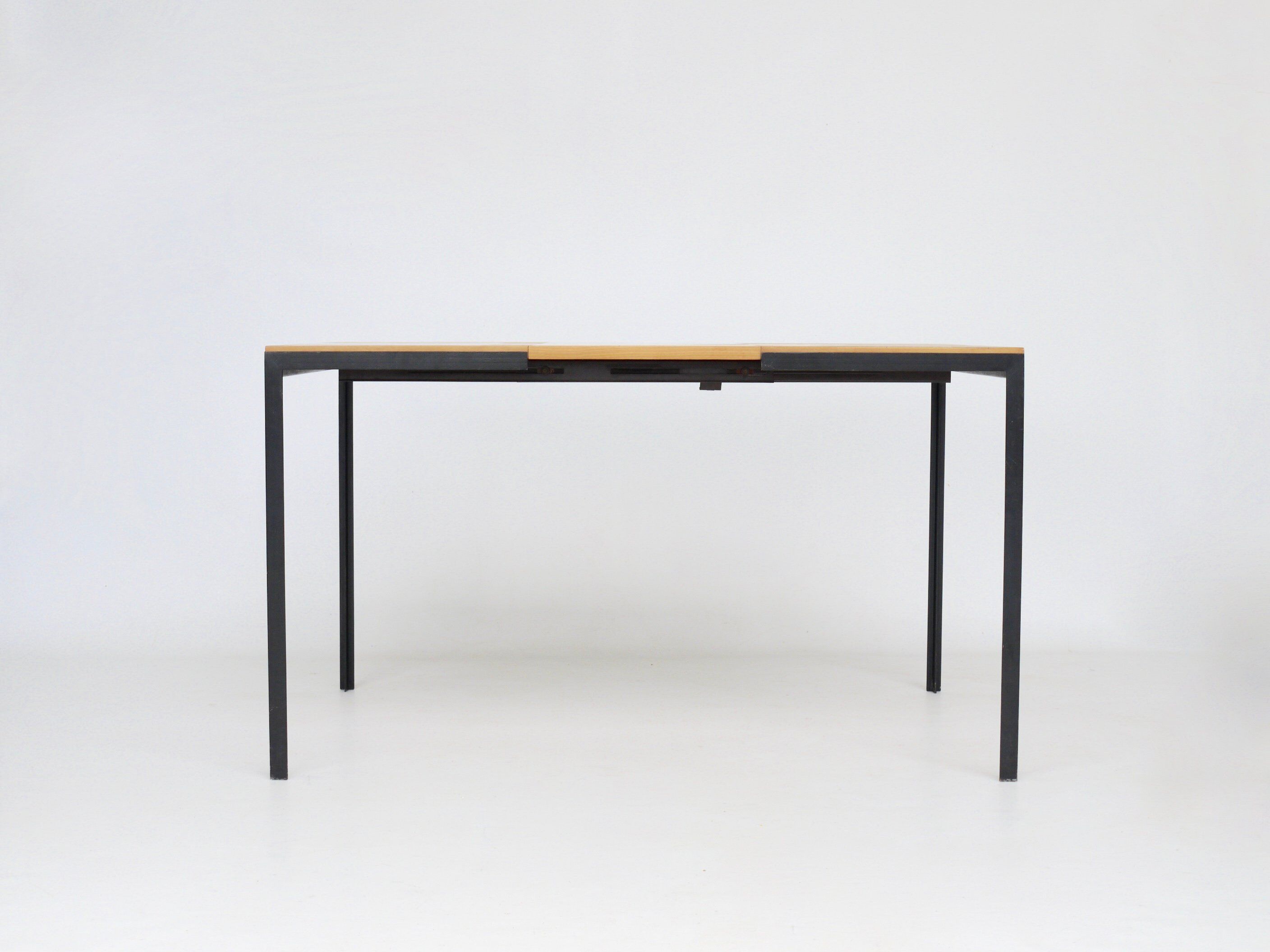 Extendable t-angle table by florence knoll for knoll international, 1950s