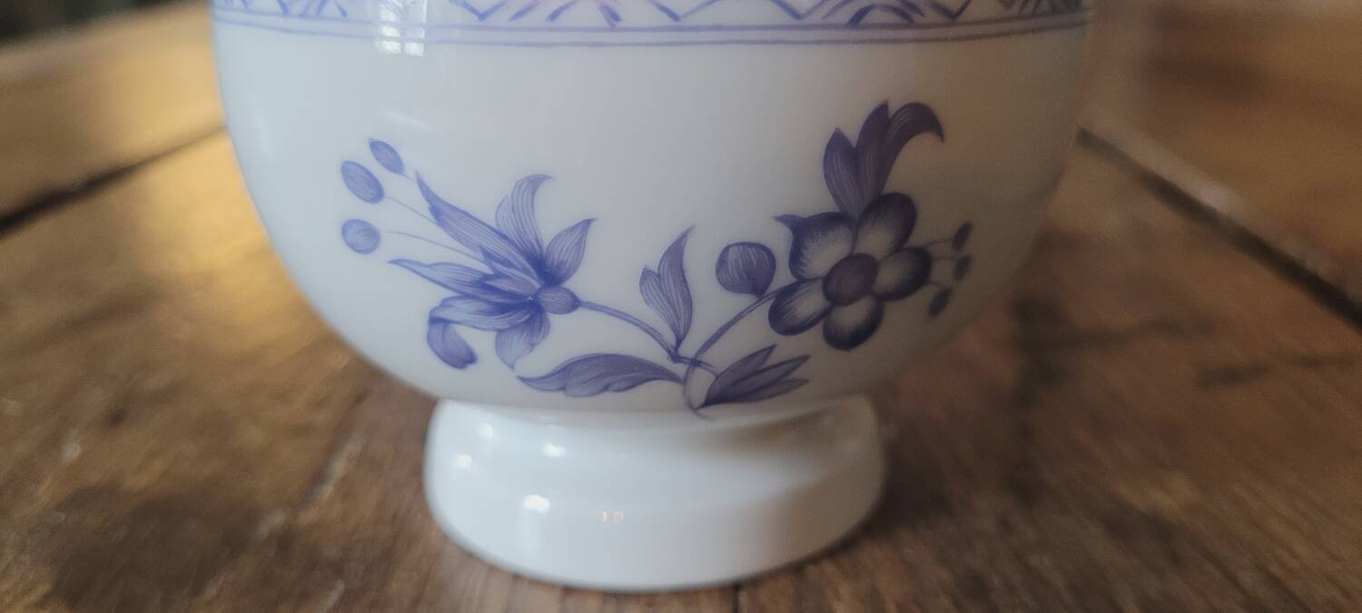 Paris Porcelain mustard pot