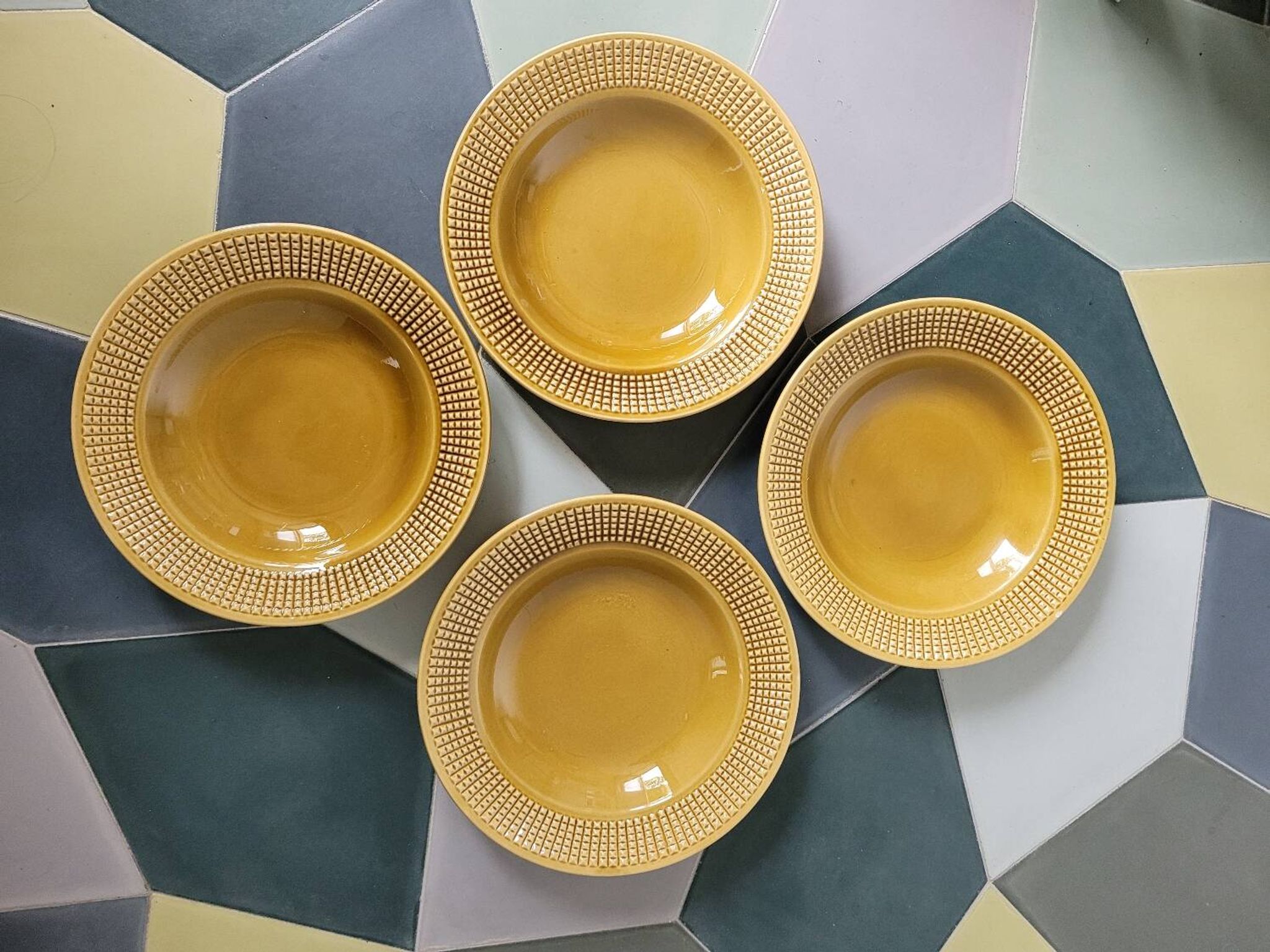 Lot de 4 assiettes creuses Niderviller