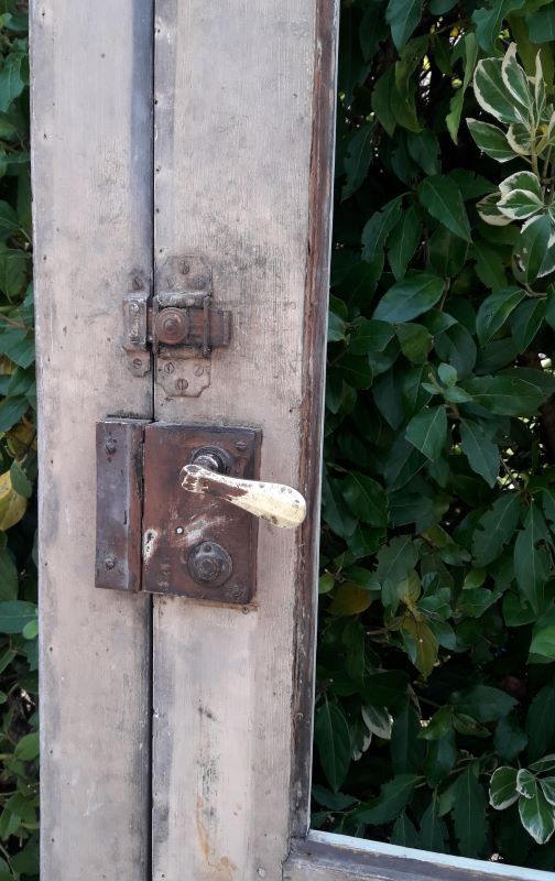 Entrance door 105x211cm + frame