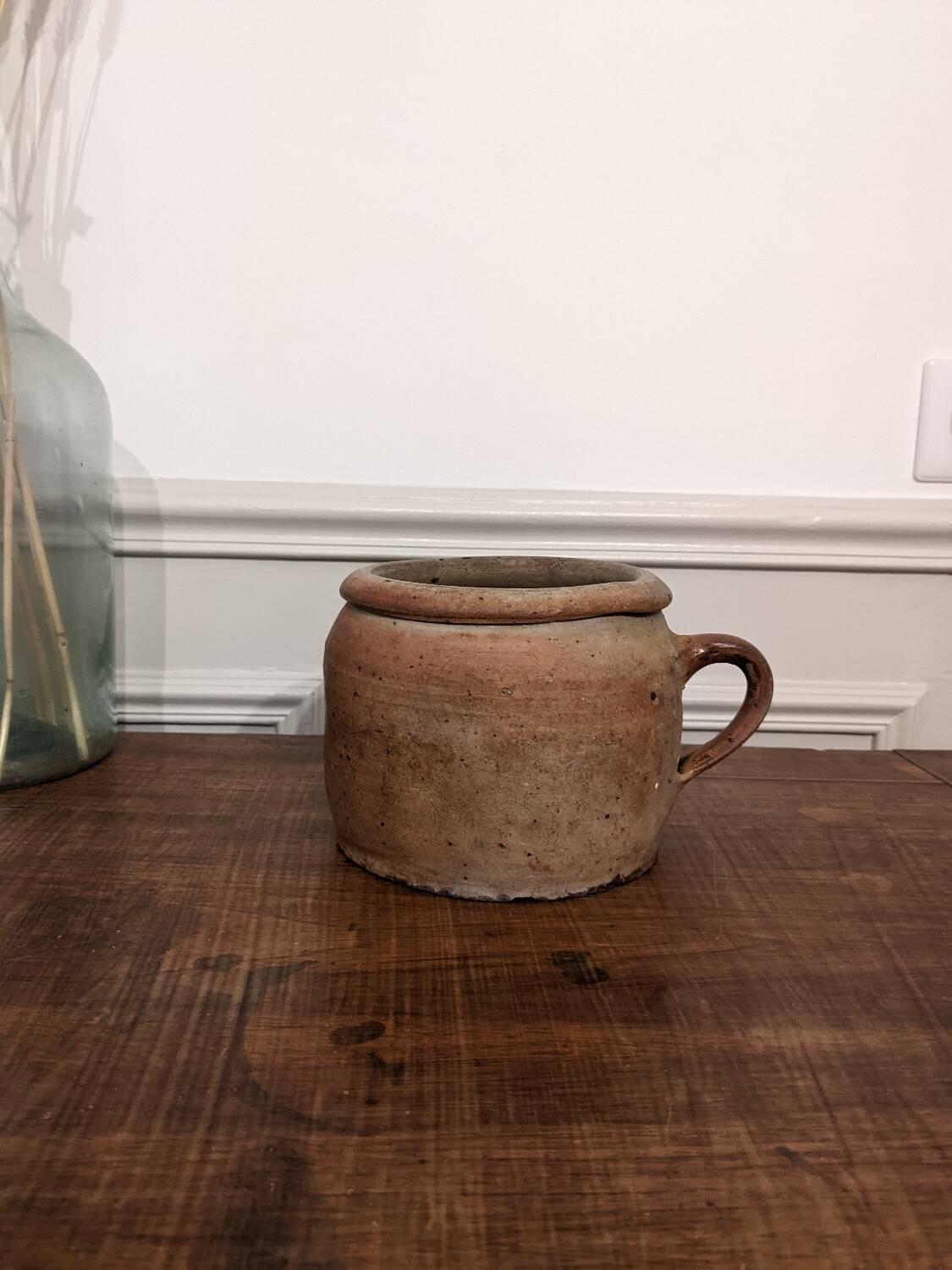 Stoneware pot