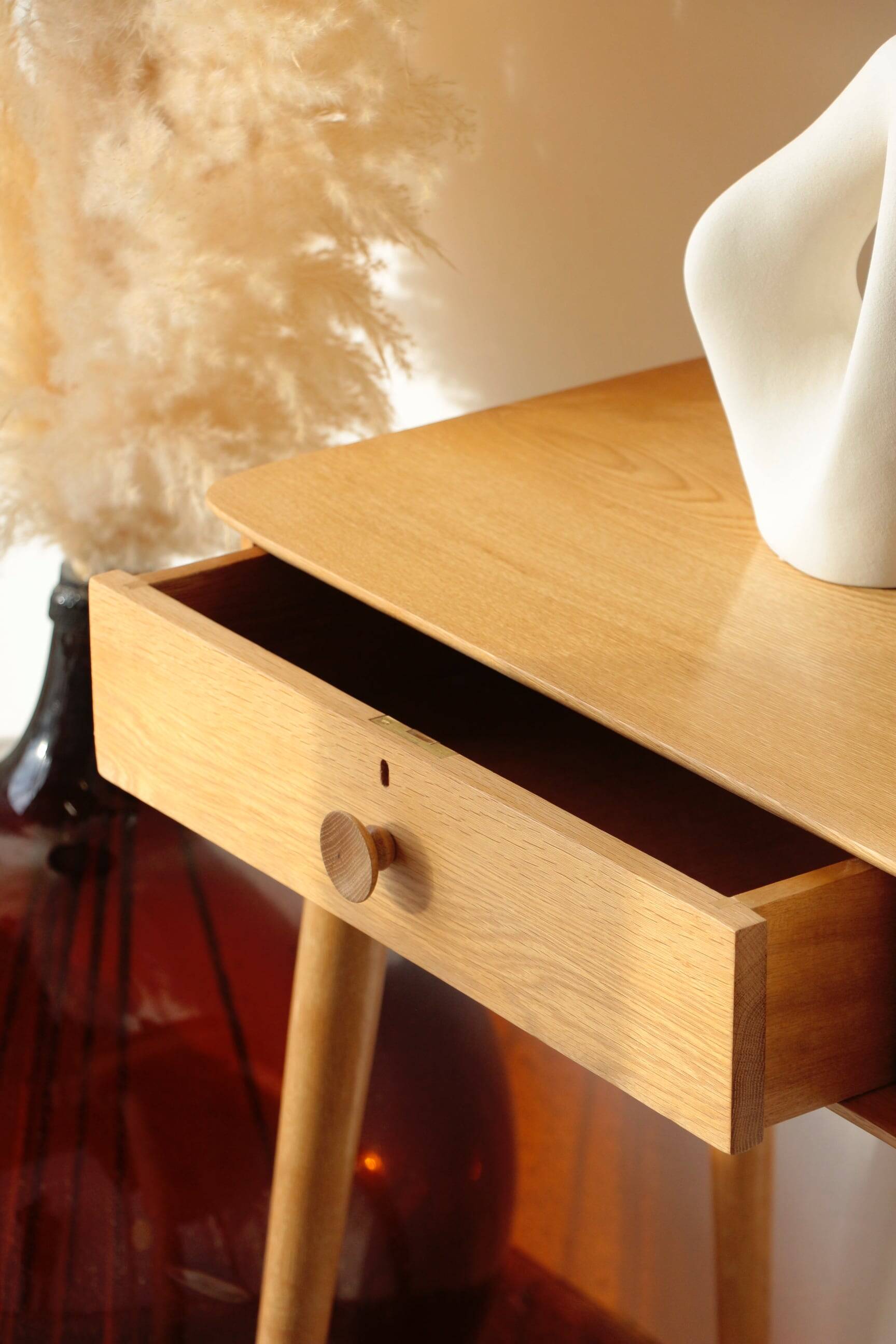 Console Vintage en Chêne Massif – Pieds Fuseaux & 2 Tiroirs