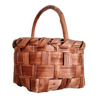 Old wood basket and natural fibers