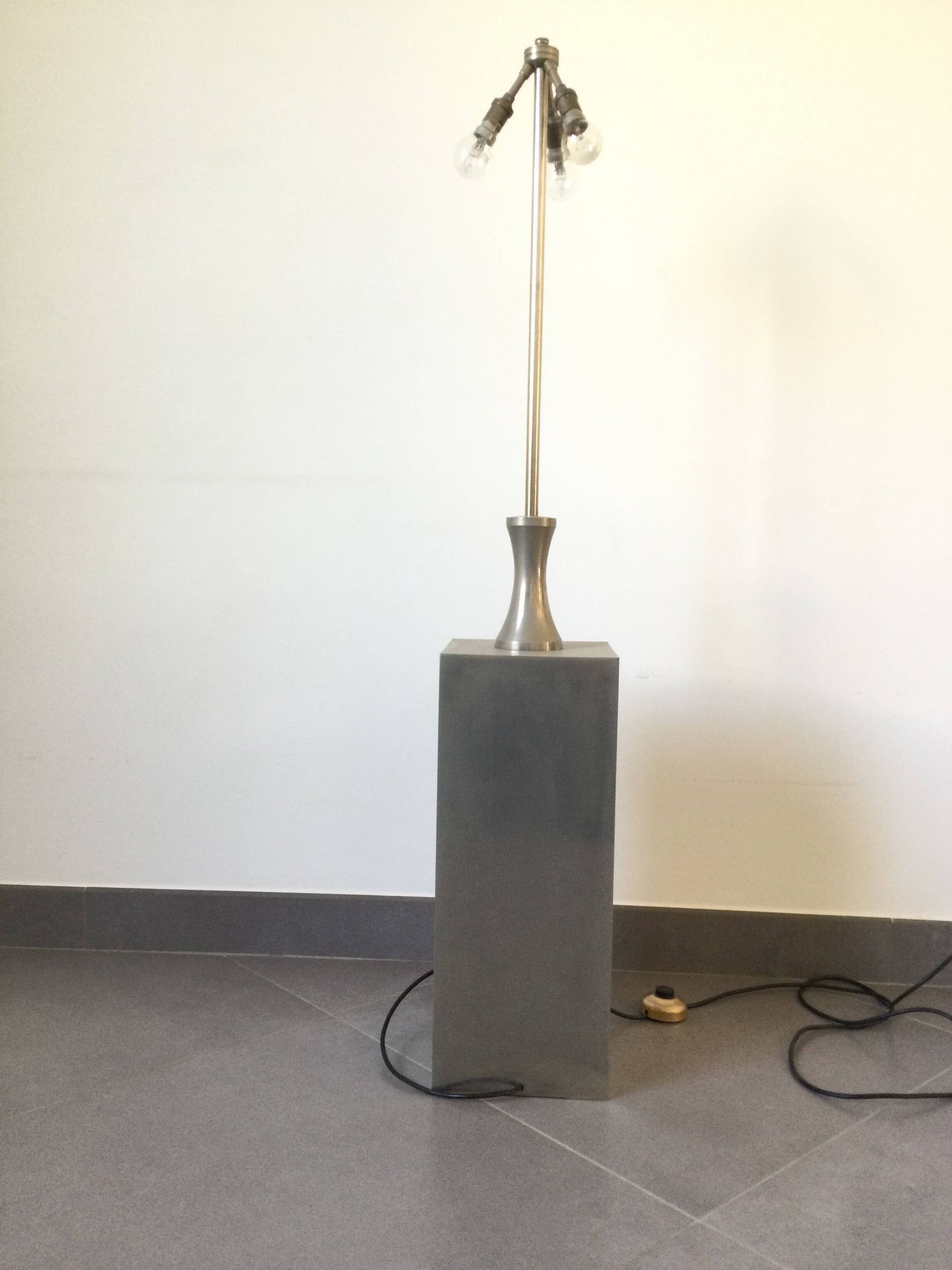 Lampe carrée en laiton chromé, 1970