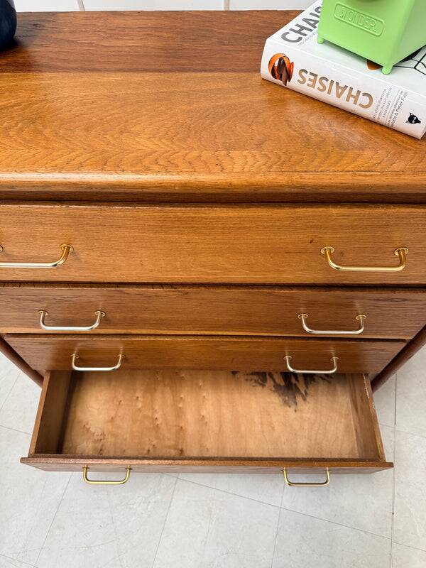 Vintage chest of drawers with tapered legs
