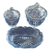 Lot compose de 3 verreries, bleu lavande, deux pots avec couvercle et un vide poche, vintage