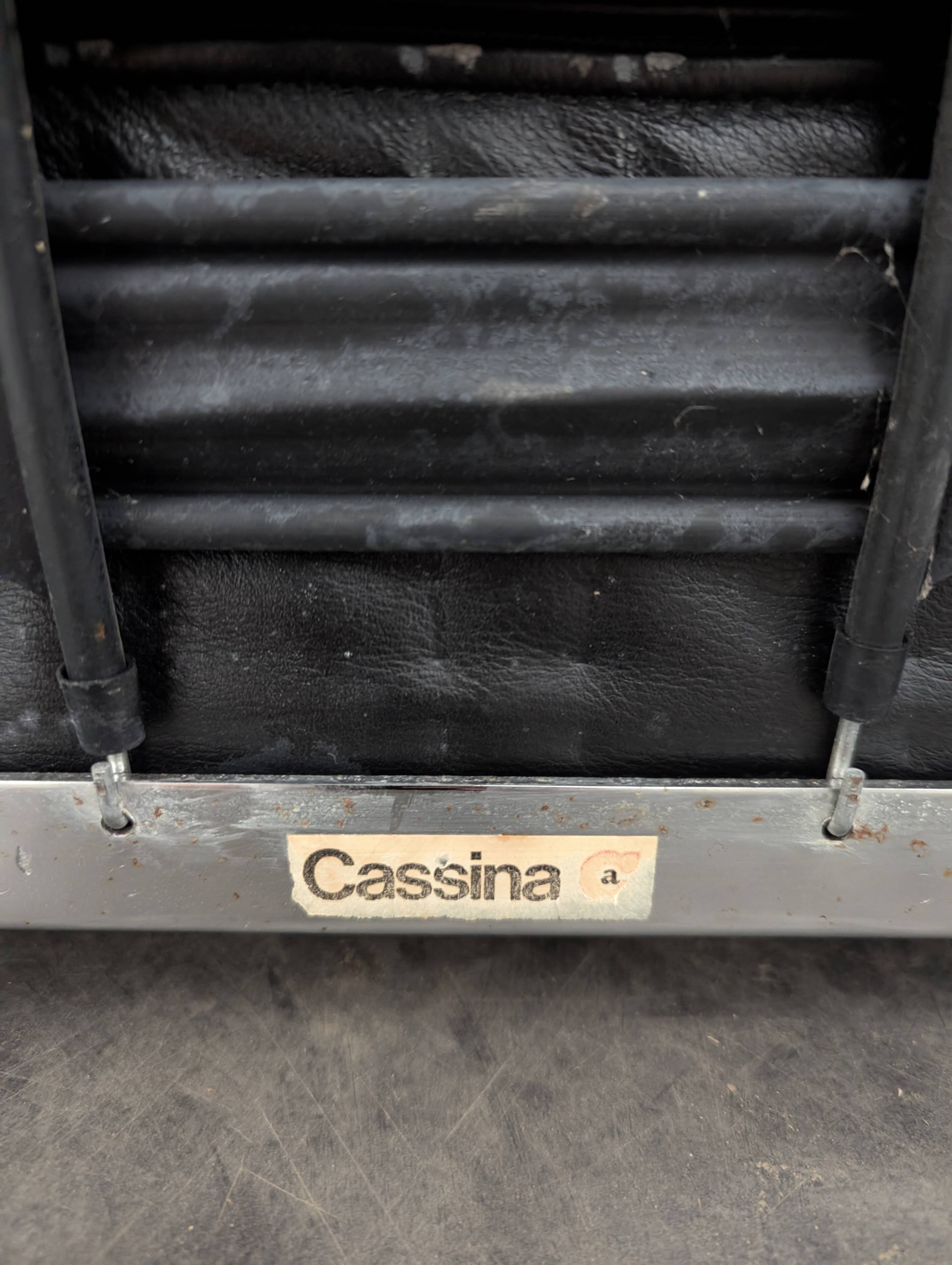 LC3 Canapé model by Le Corbusier and Charlotte Perriand for Cassina